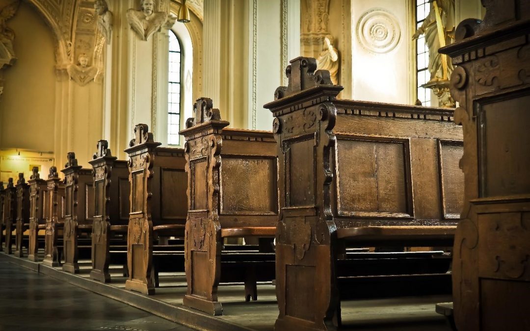 The Difference Between Church Pew Chairs and Traditional Pews Image